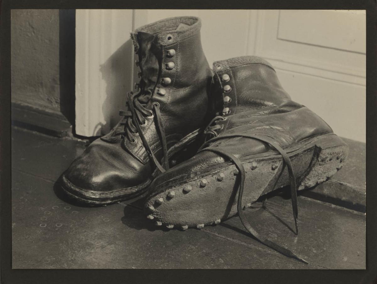 Ein Paar Stiefel