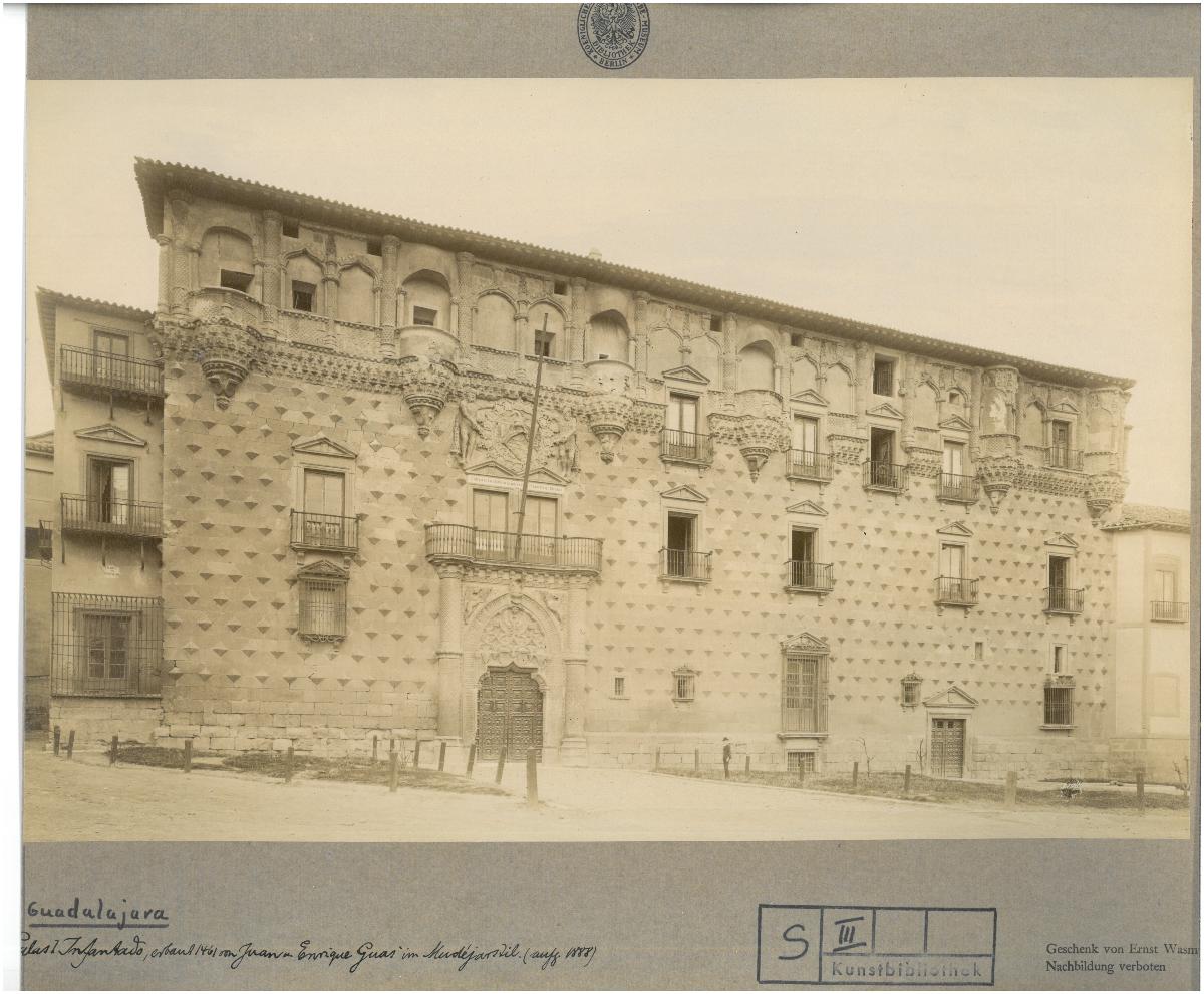 Guadalajara, Palast des Infanten, Fassade