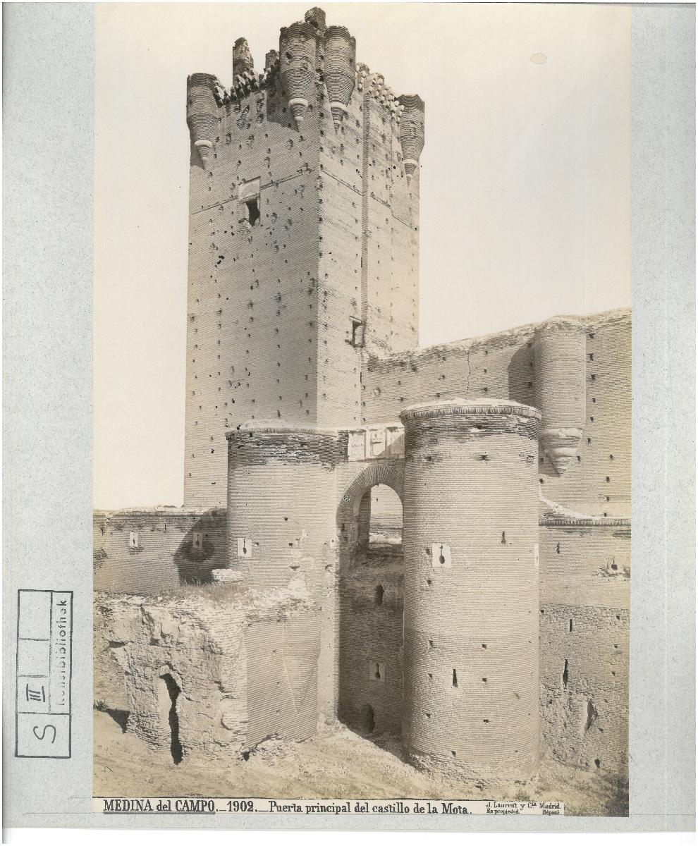 Valladolid, Medina del Campo, Castillo de la Mota, Haupteingang