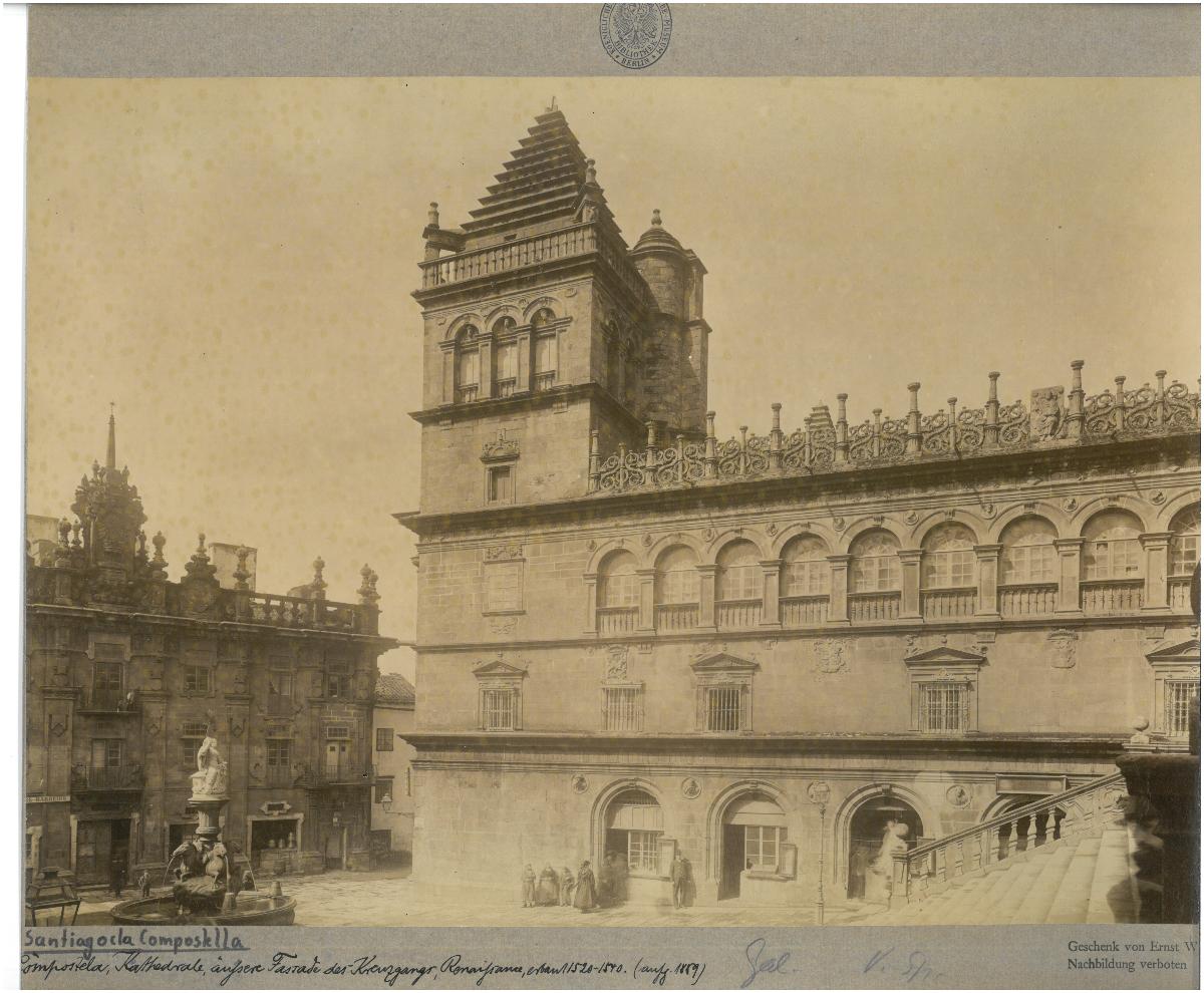 Santiago de Compostela, Kathedrale, Aussere Fassade des Kreuzgangs