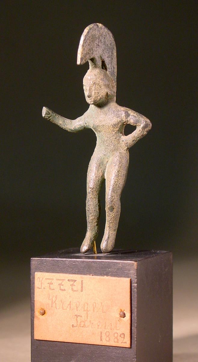 Archaische Statuette eines Kriegers "aus den Ausgrabungen von Tarent (bei Saturo")
