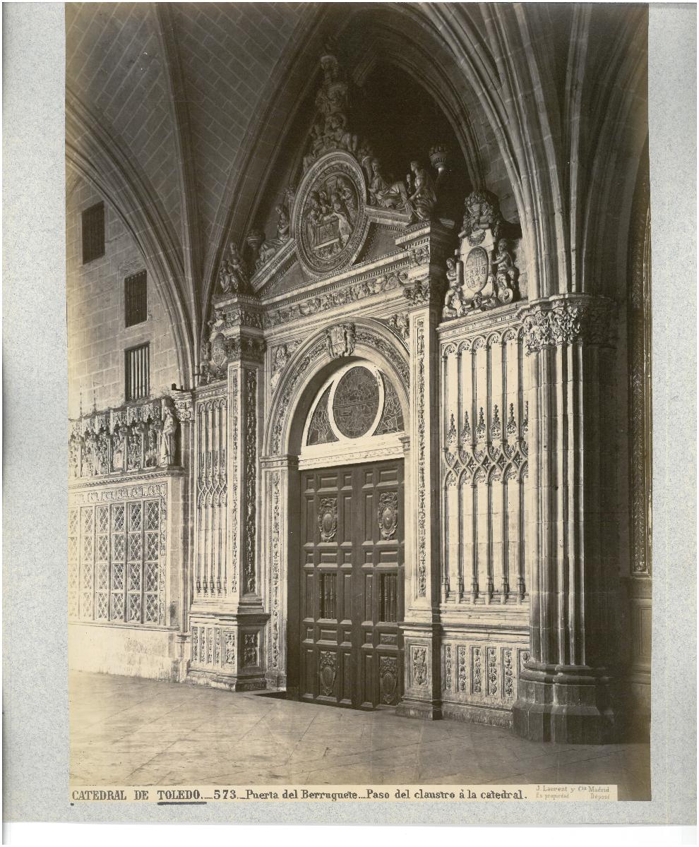 Toledo, Kathedrale, Tür vom Kreuzgang zur Kathedrale
