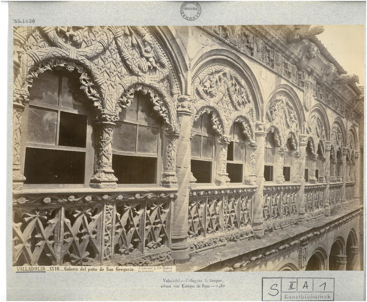 Valladolid, ehemalige Schule San Gregorio, heute Nationales Skulpturenmuseum, Innenhof, Galerie