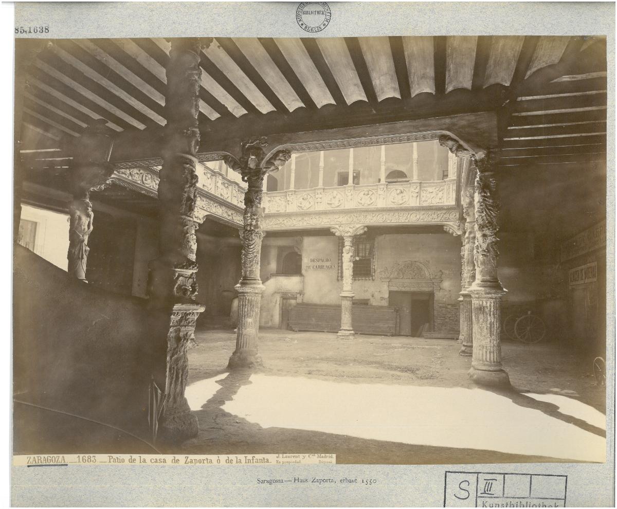 Zaragoza, Palast von Gabriel Zaporta, Innenhof