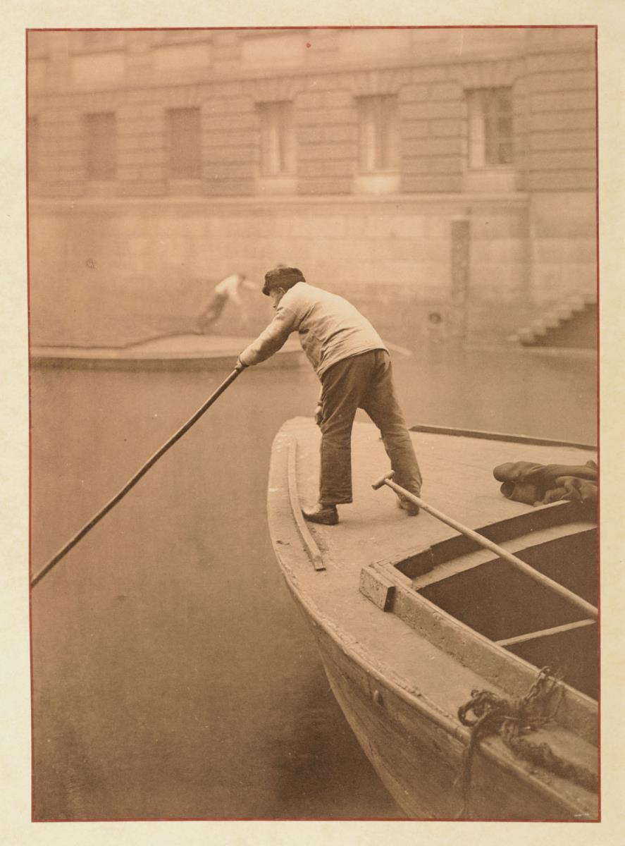 Ewerführer im Fleet am Stadthaus (aus dem Album "Hamburg: Land und Leute der Niederelbe")