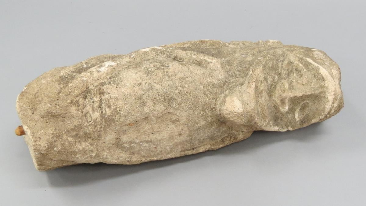 VI 44592 a