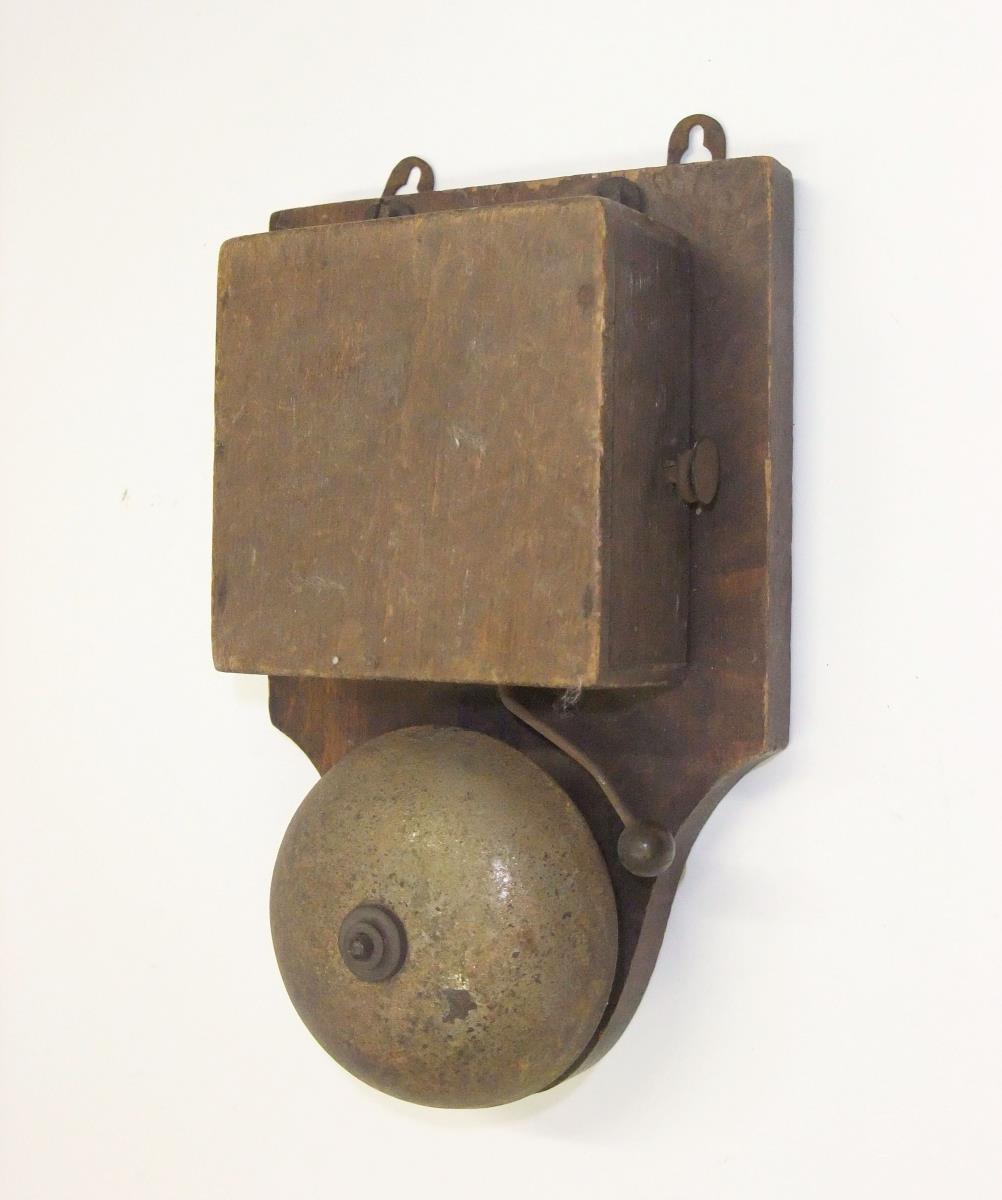 I (9 V) 439/1985
