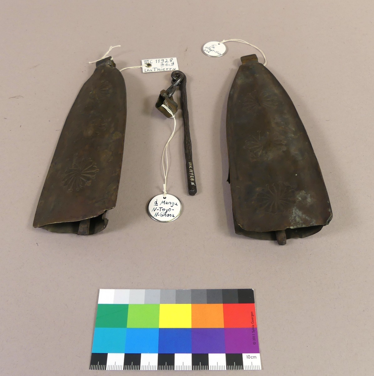 III C 11928 a,c,d