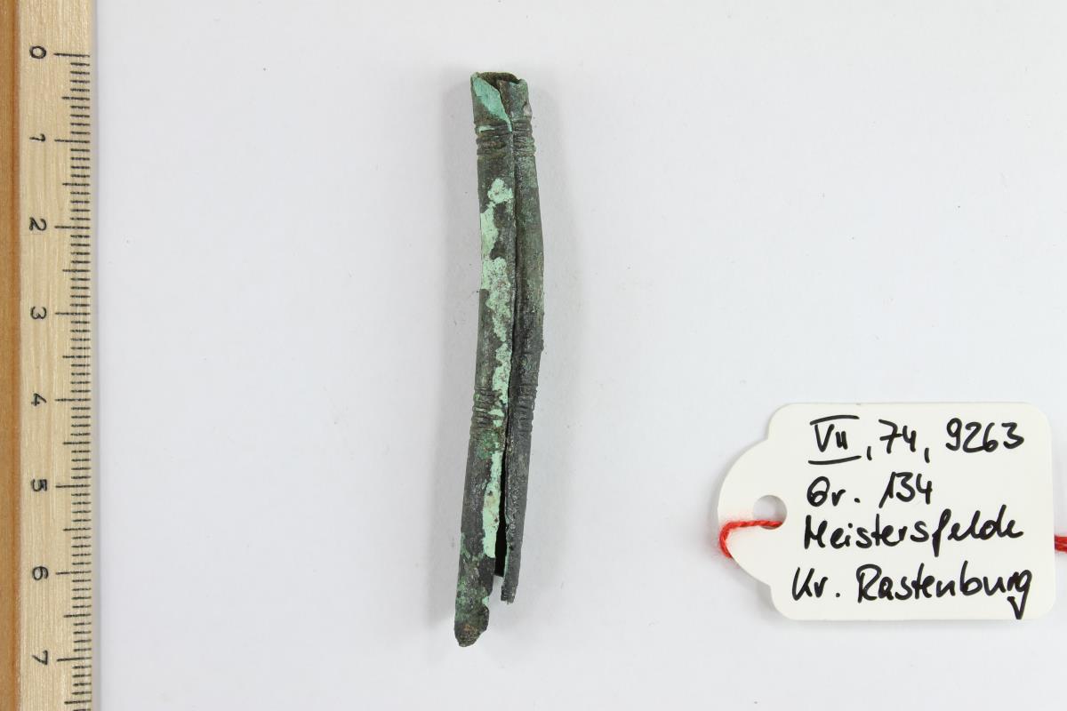 Bronzeblechfragment
