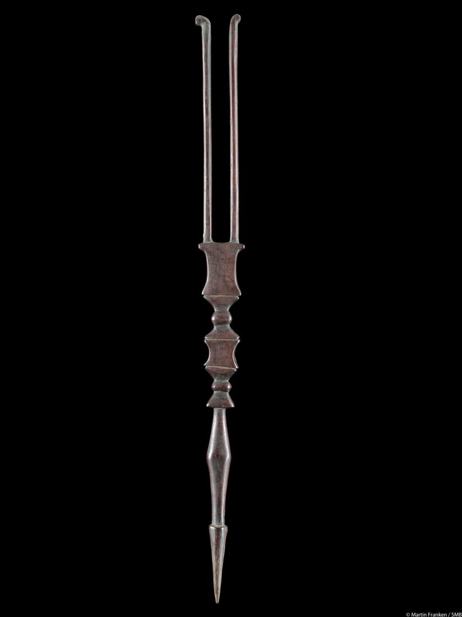 V B 5628