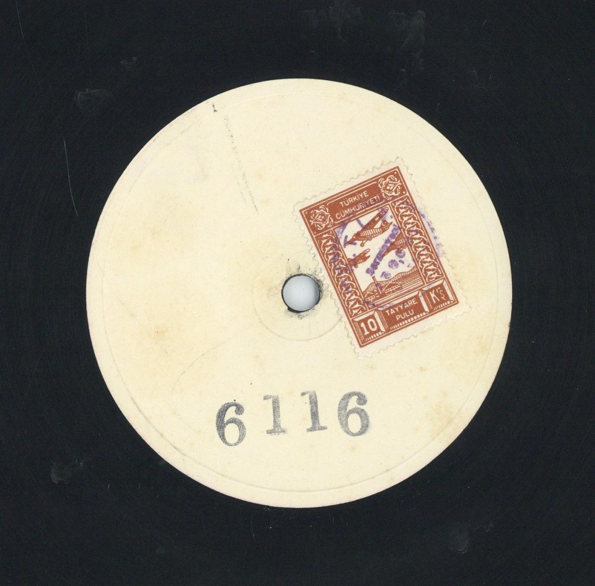 Titel A: "Amam kapida iniltiler"
Titel B: "Ceylan"