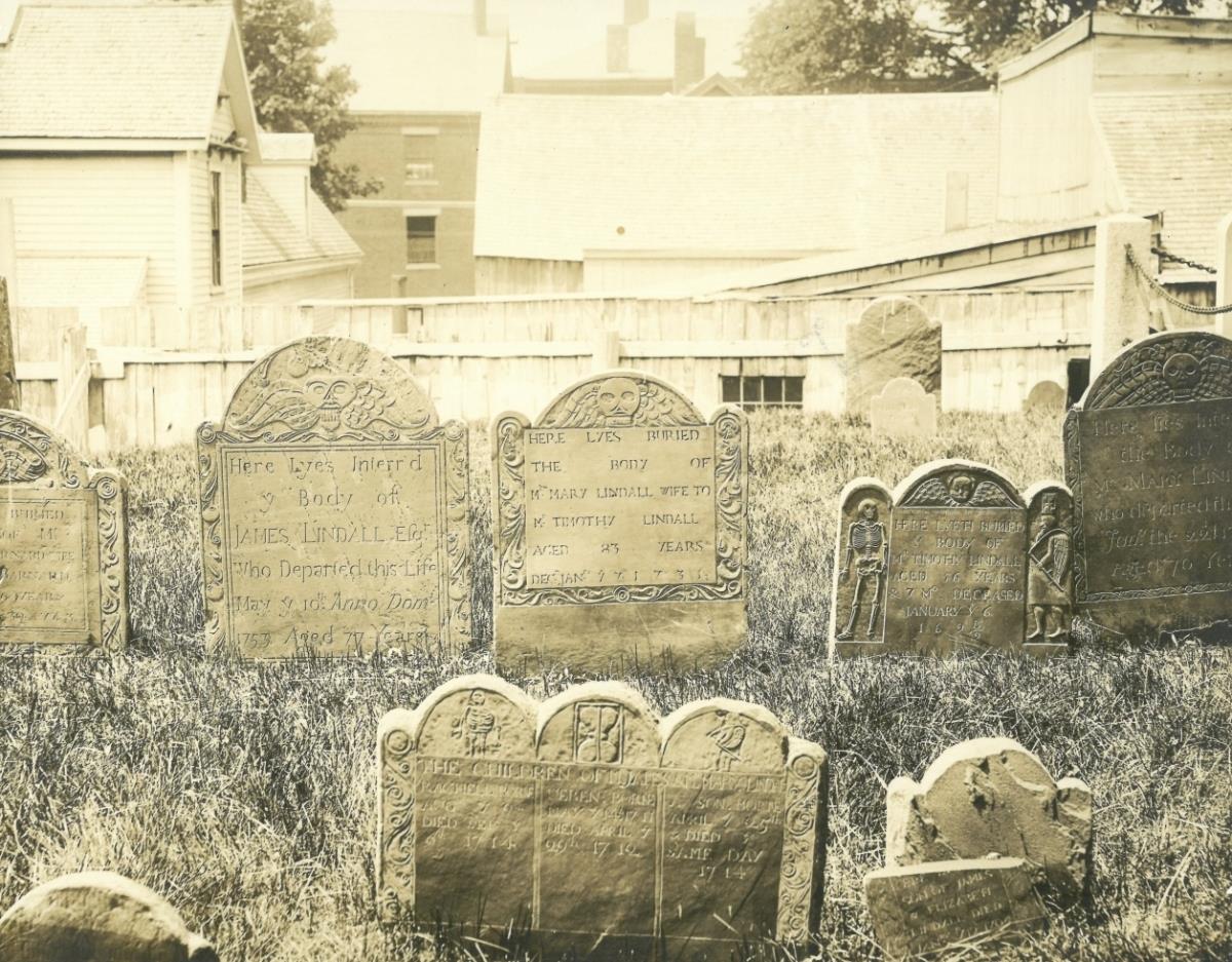 Salem, Friedhof, Grabsteine