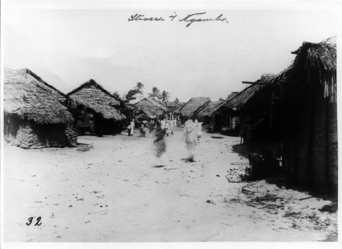 Strasse in Ngambo