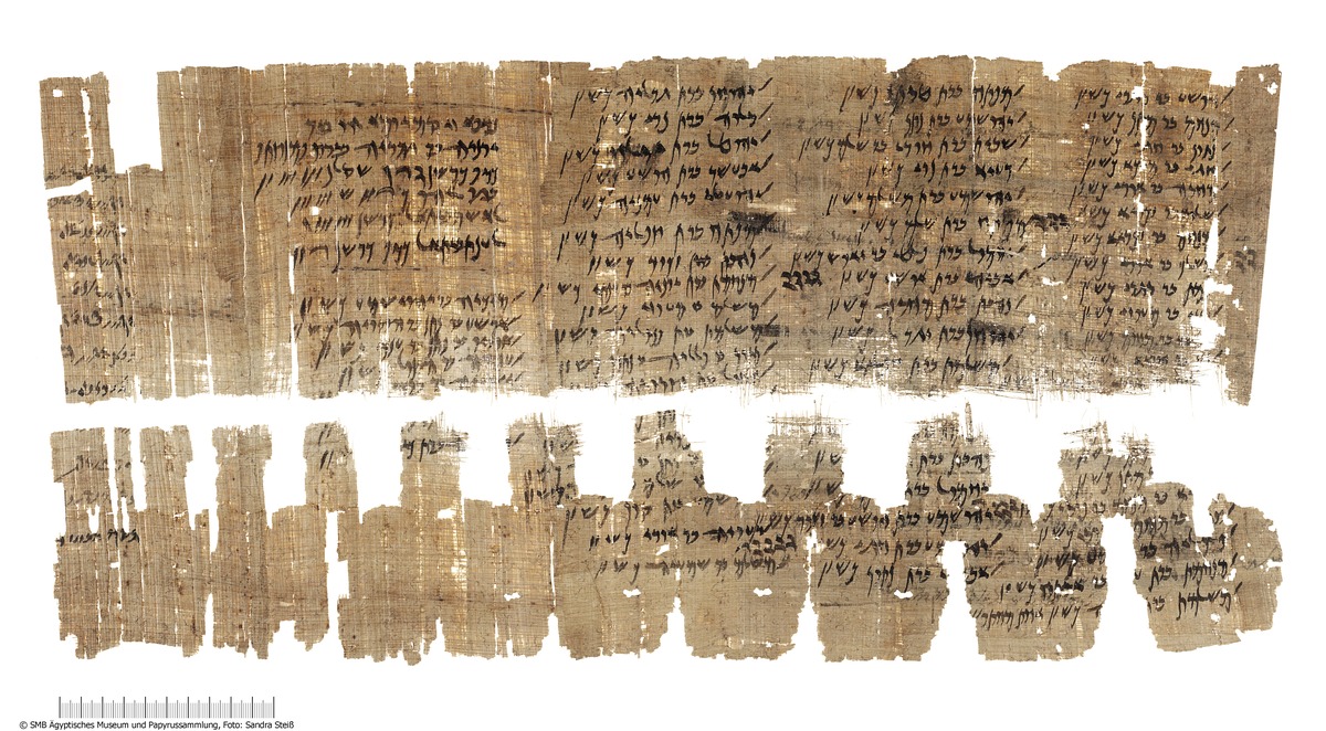 Aramäischer Papyrus mit einer Liste von über 120 Spendengebern an den jüdischen Tempel von Elephantine