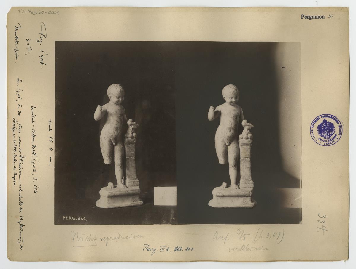 Statuette eines Knaben aus Pergamon