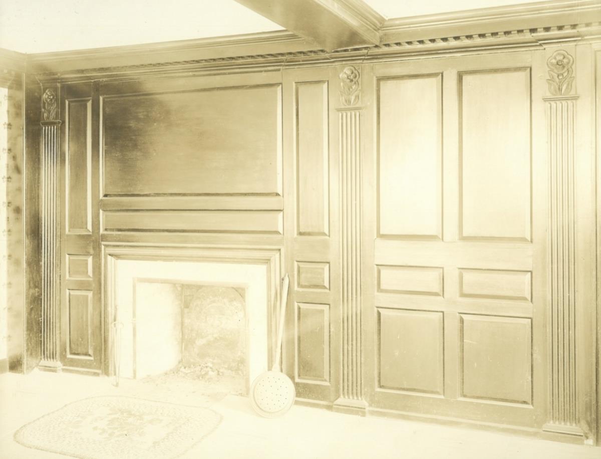 Saunderstown, Innenaufnahme mit Kamin: Hanna Robinson House