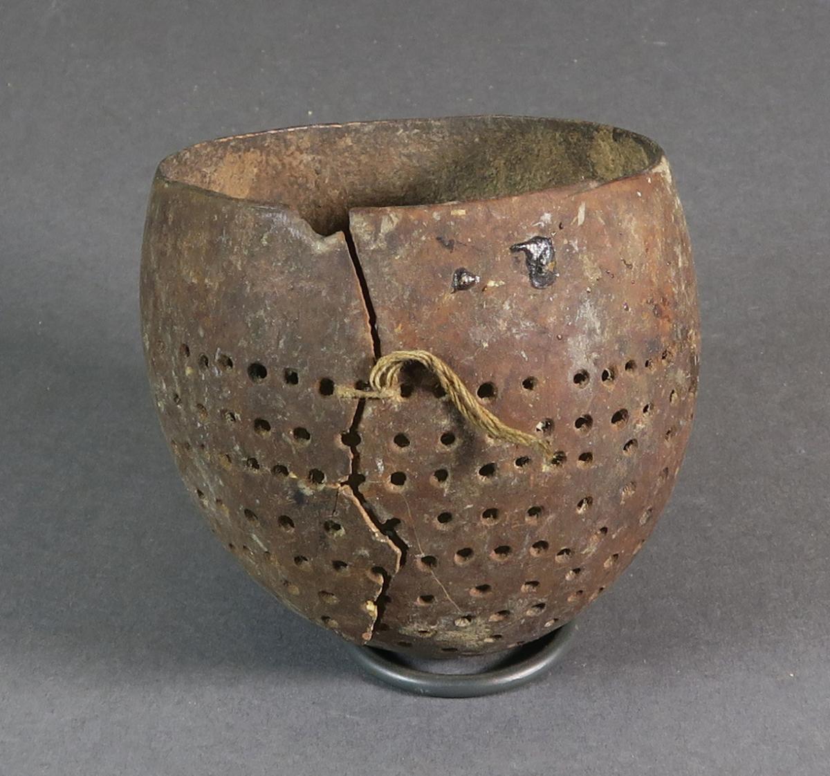 VII E 7133 b