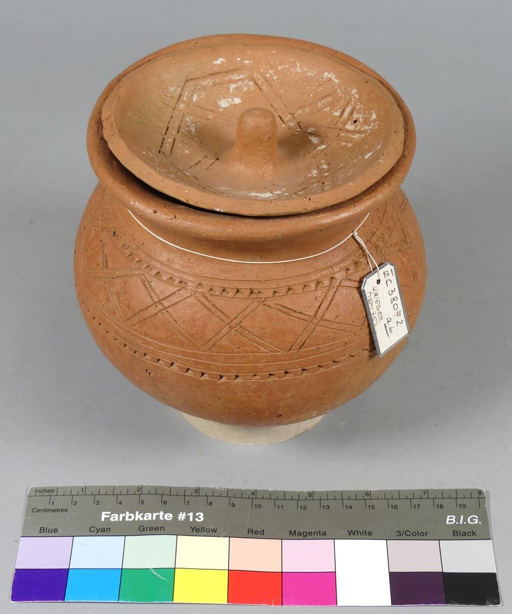 III C 38072 a,b