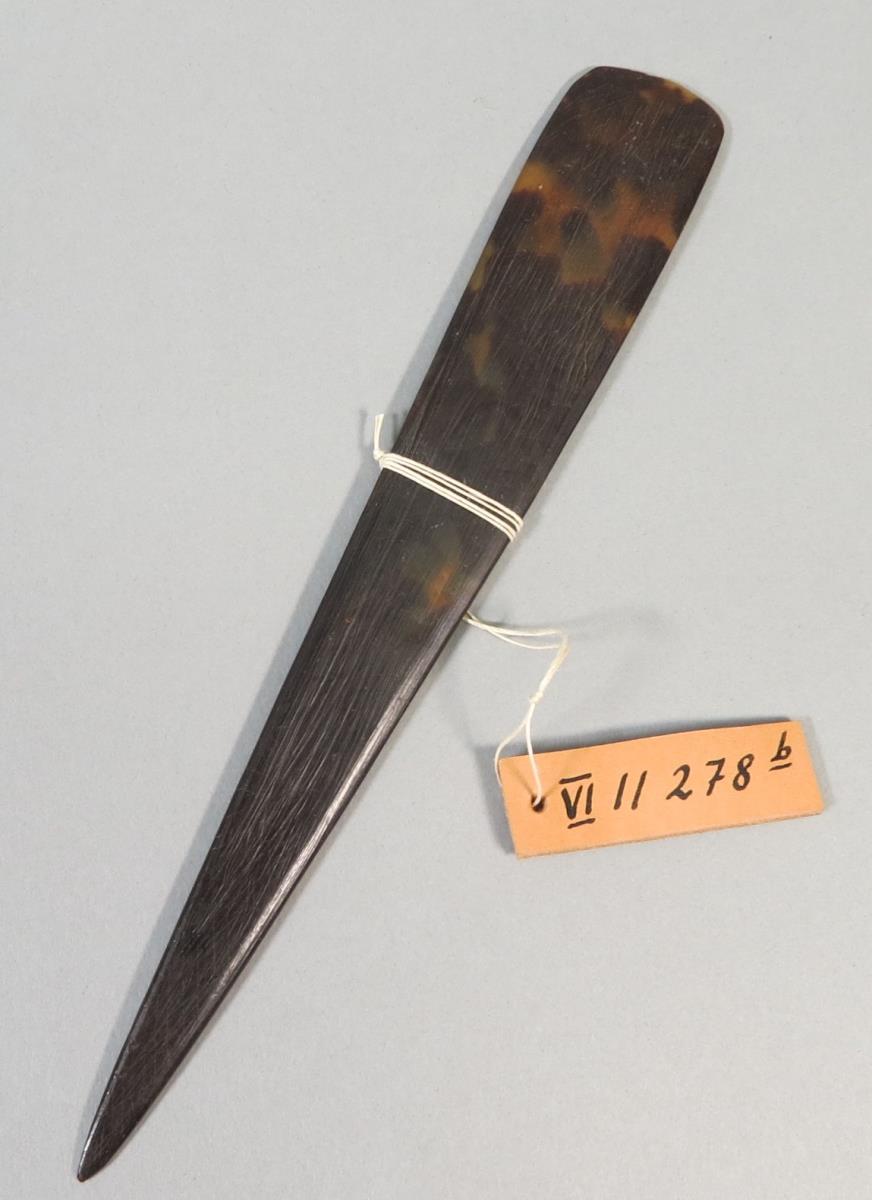 VI 11278 b