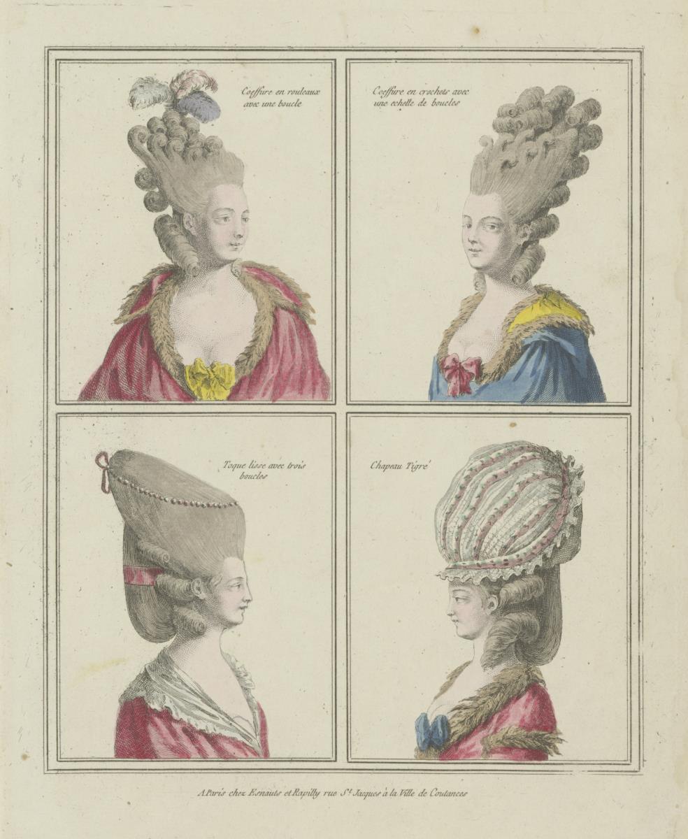 Gallerie des Modes et du Costume Français: Coiffure en rouleaux avec une boucle, Toque lisse avec trois boucles, Chapeau Tigré. B.8