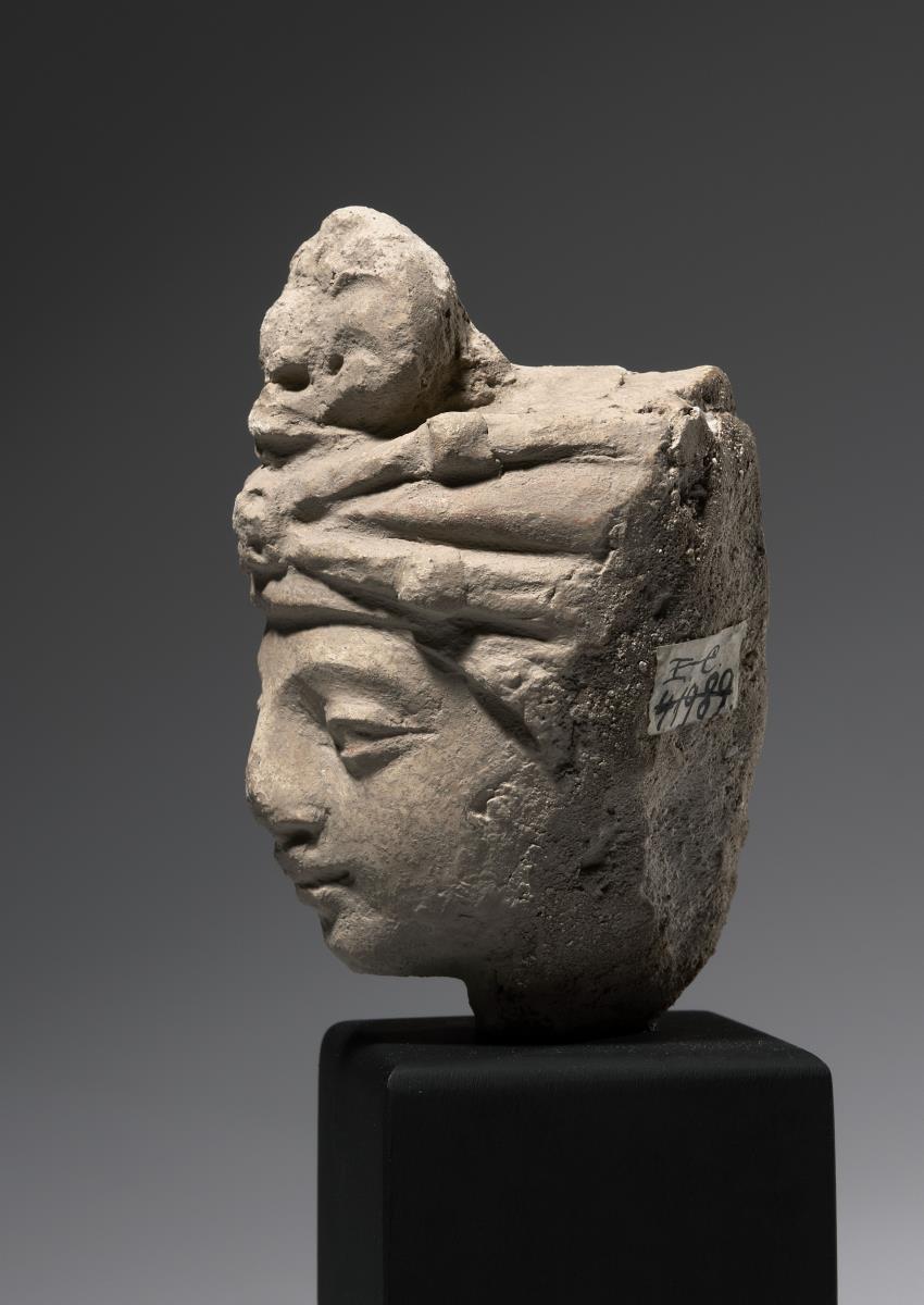 Kopf eines Mannes (Fürst/Gott/Bodhisattva?) mit Turban