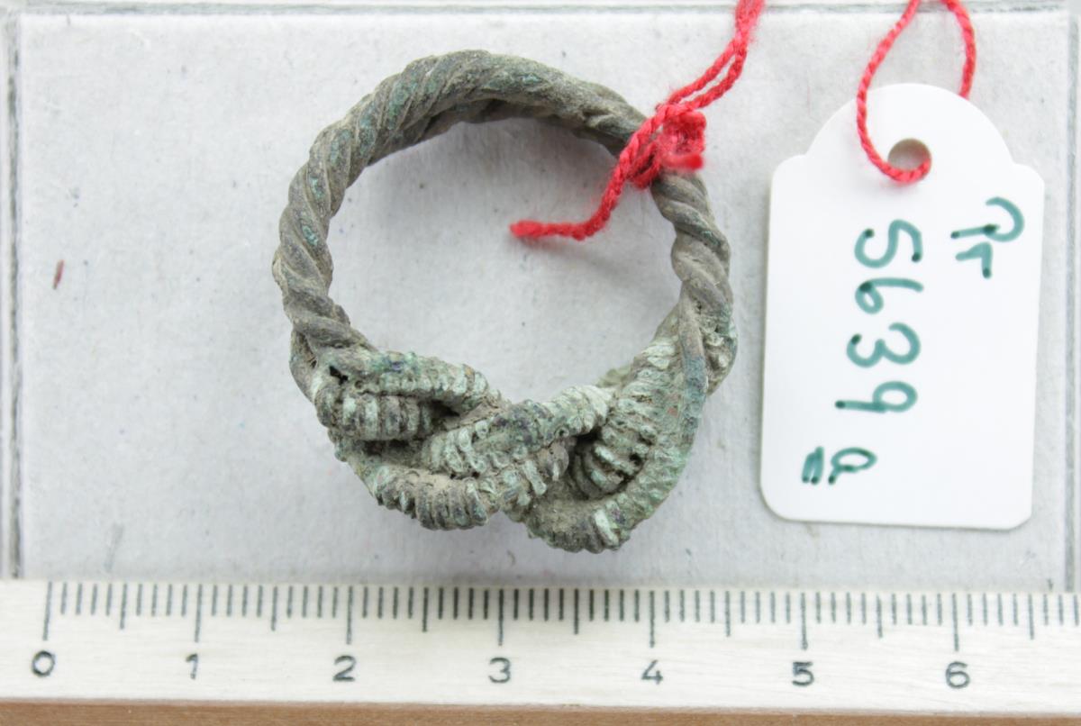 Fingerring