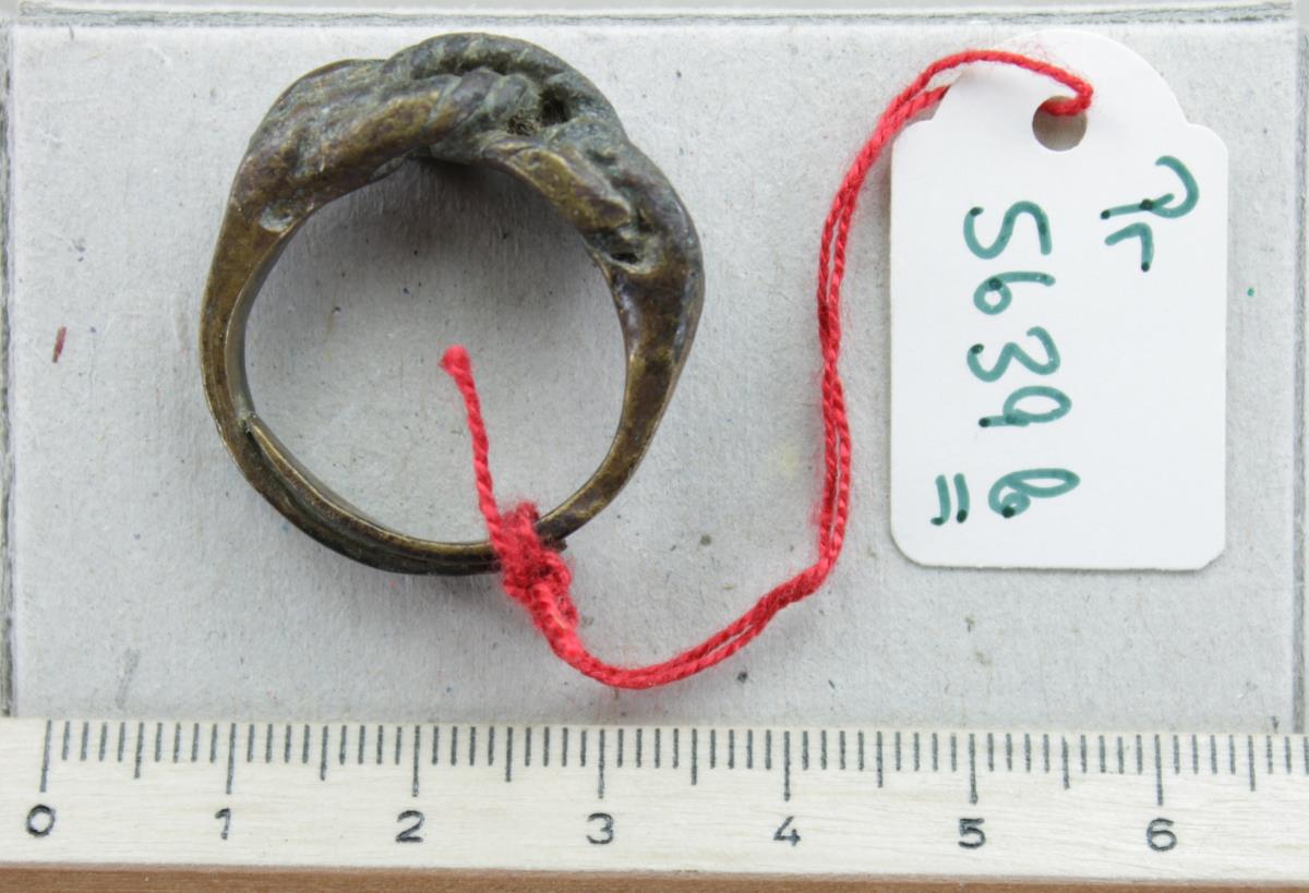 Fingerring