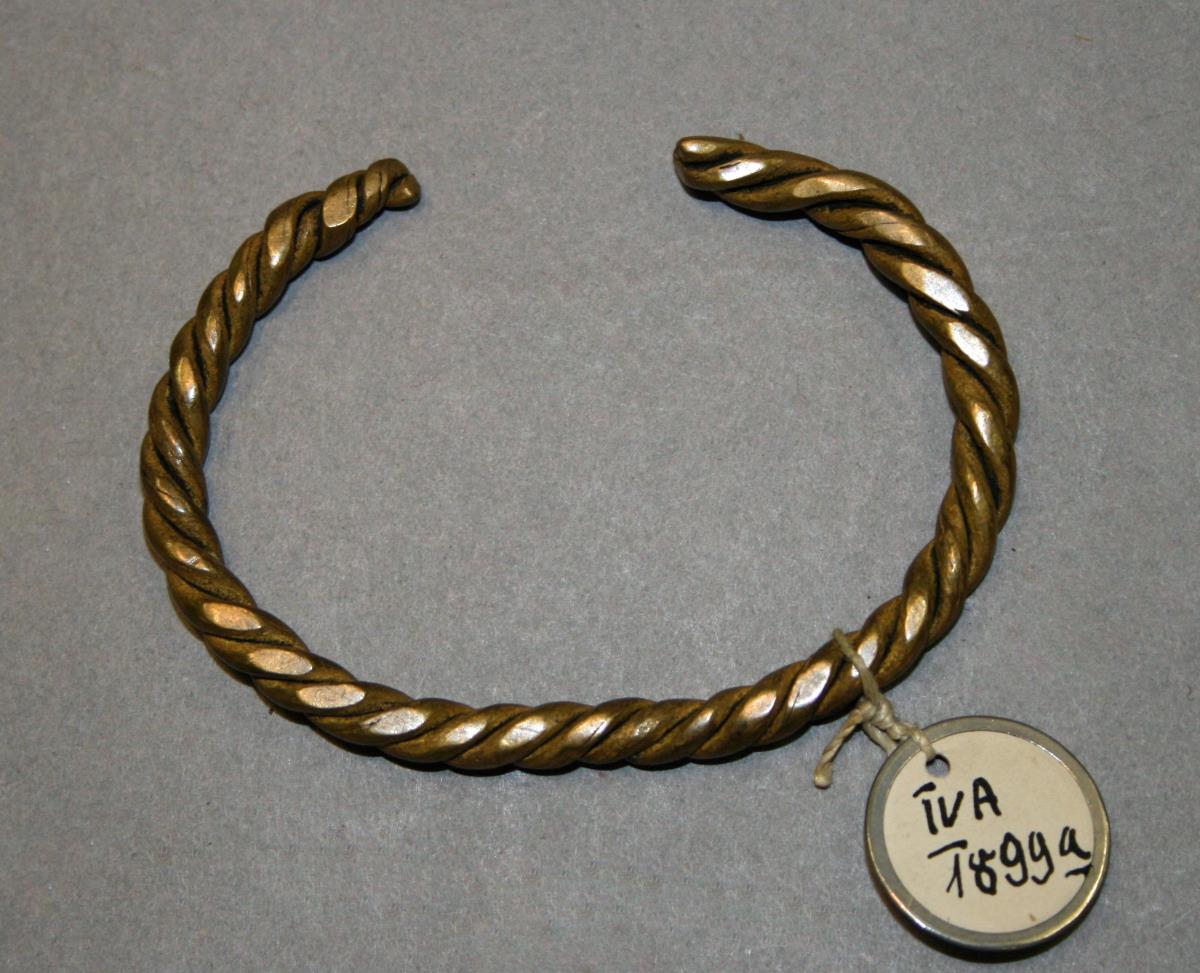 IV A 1899 a
