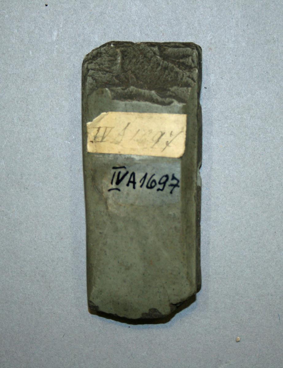 IV A 1697