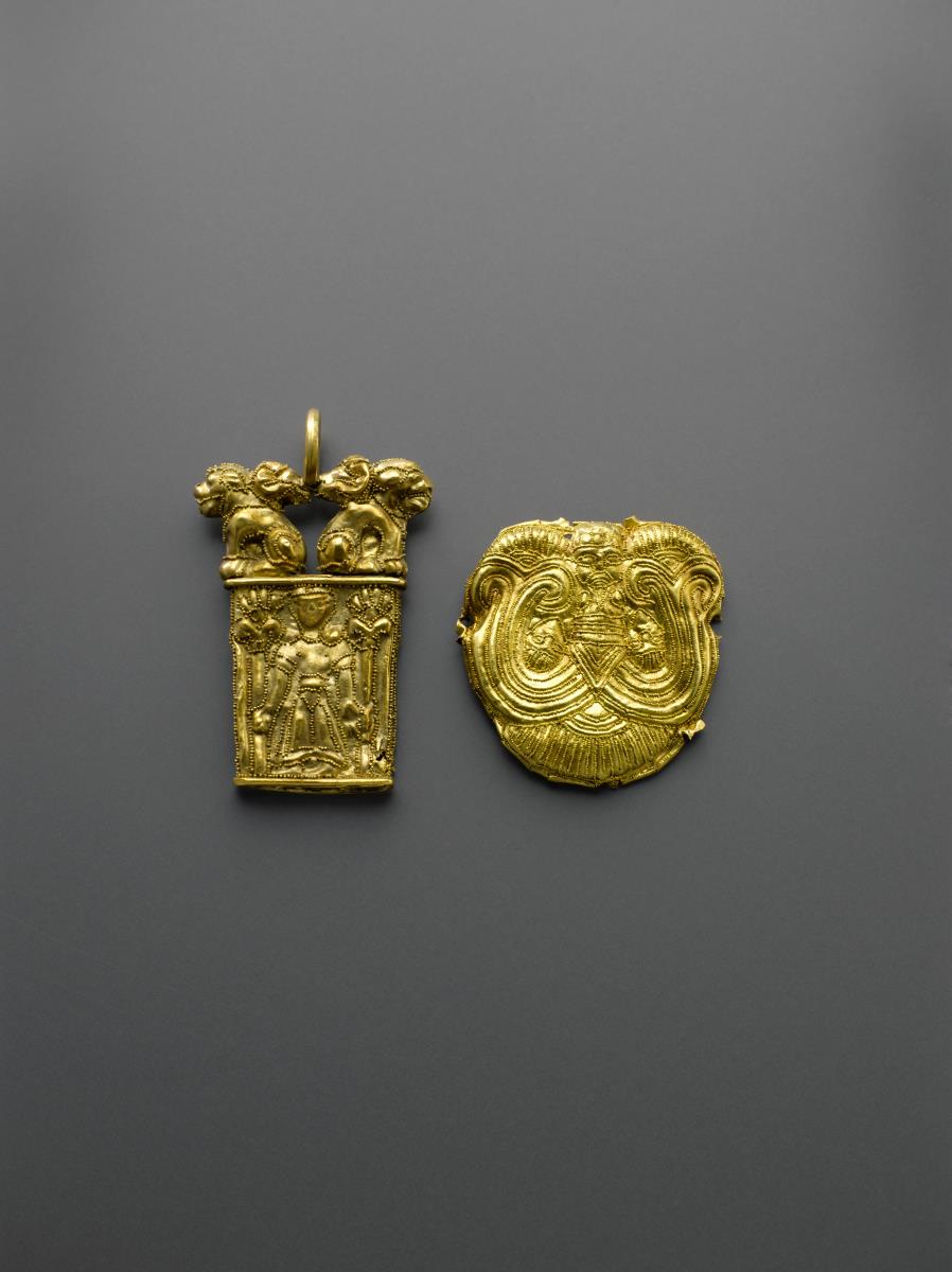 Anhänger und Gewandschmuck mit Granulation