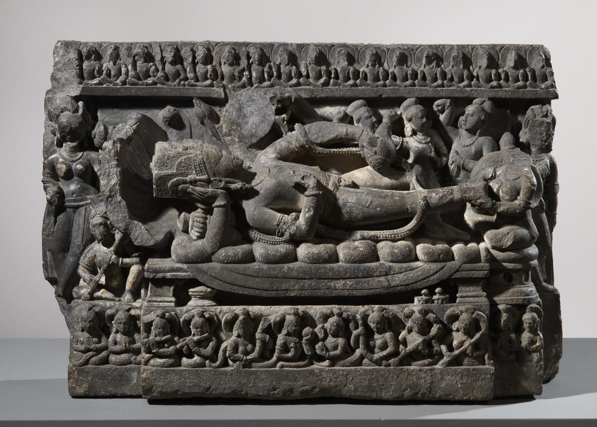 Vishnu im Yoga-Schlaf auf der Weltenschlange Ananta liegend (Vishnu Anantashayin)