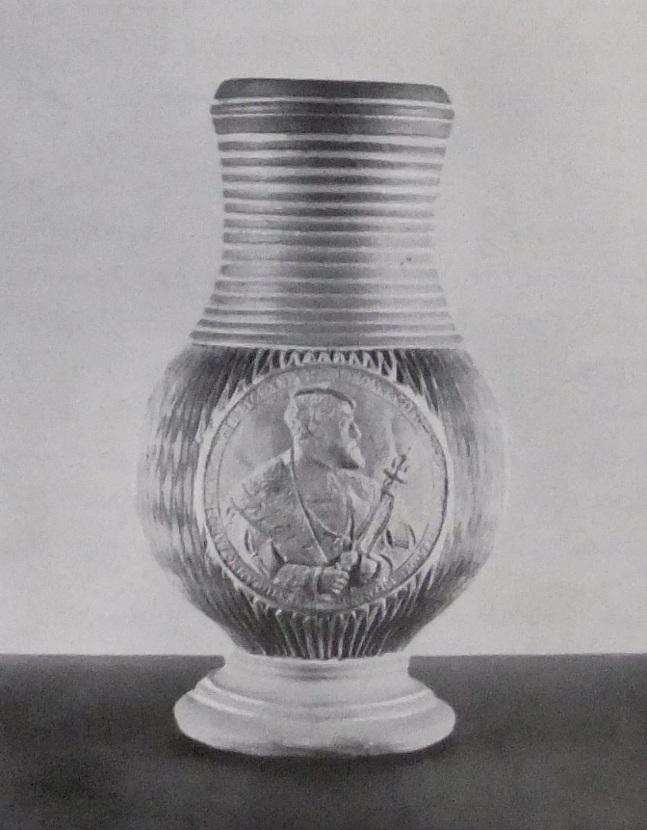 A (8 E) 11/1943,51