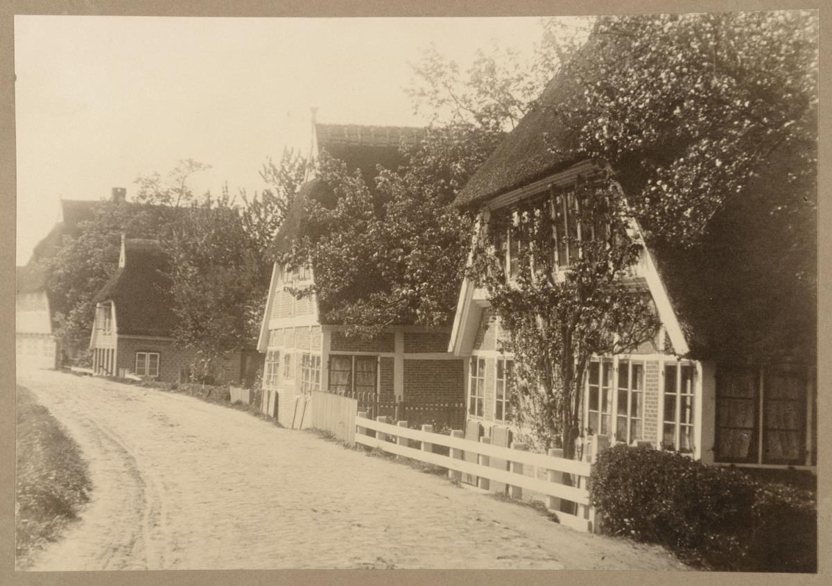 Deichweg in Neuengamme (aus dem Album "Hamburg: Land und Leute der Niederelbe", Nachträge)