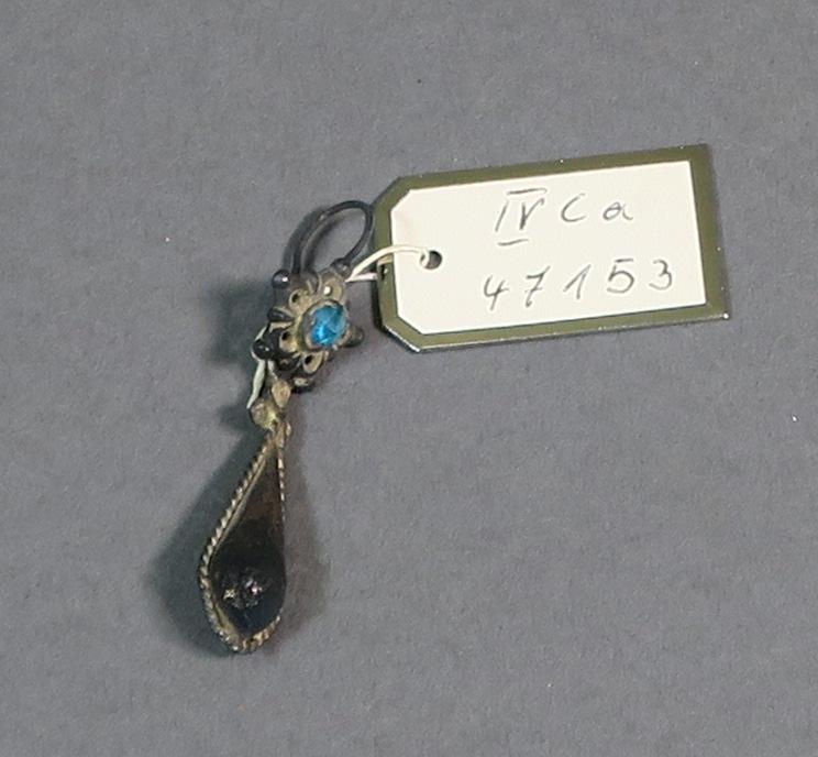 IV Ca 47153 b