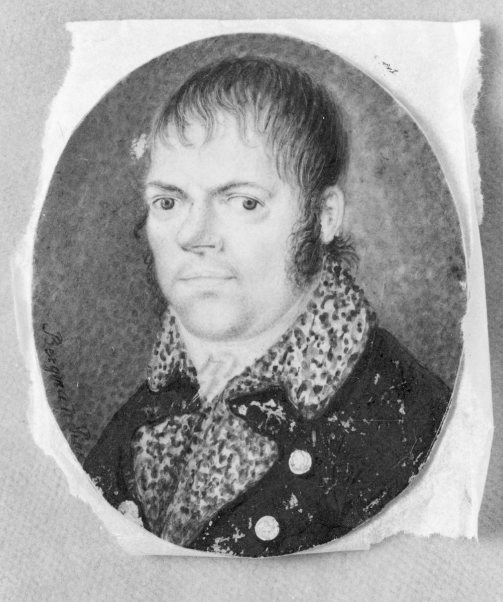 Porträt eines Herrn in Rock mit Pelzkragen und Titus-Frisur