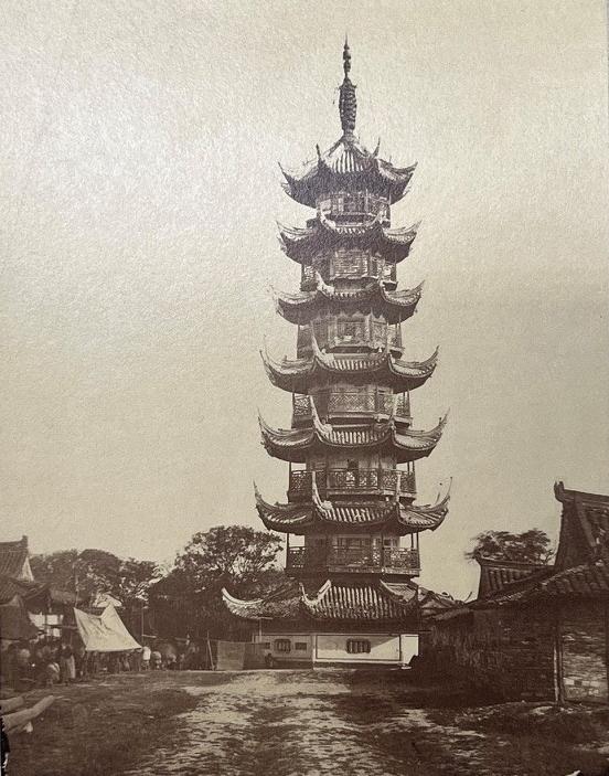 Shanghai, Longhua Pagode