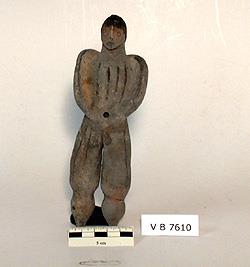 V B 7610
