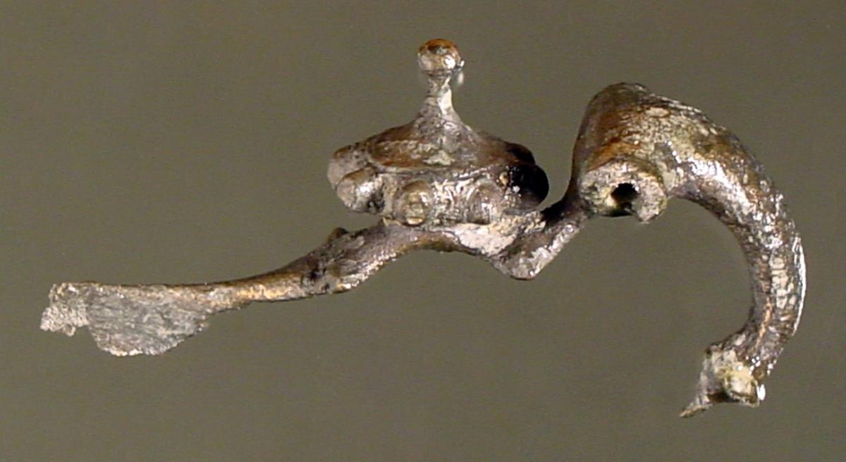Fibel, Nadel abgebrochen