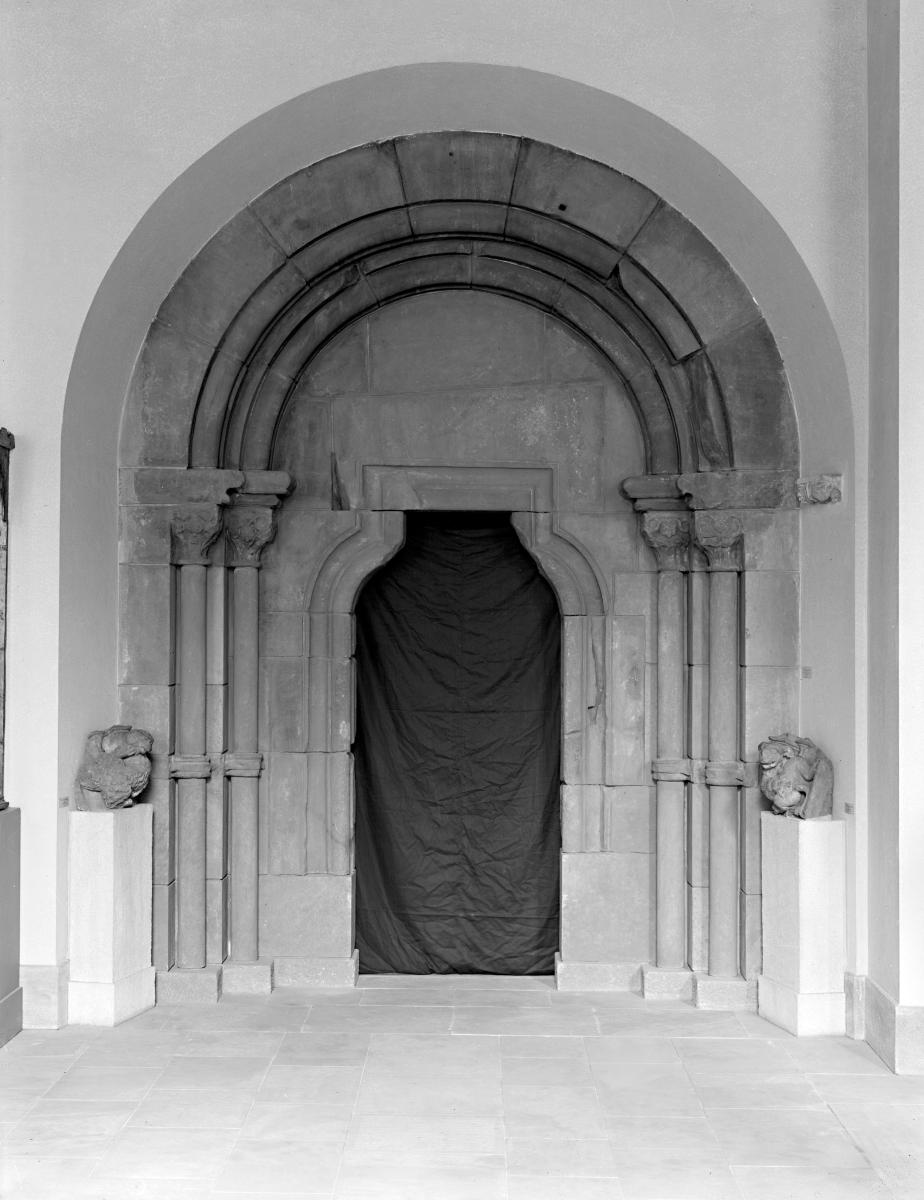 Portal der Pfortenkapelle des Zisterzienserklosters Langheim
