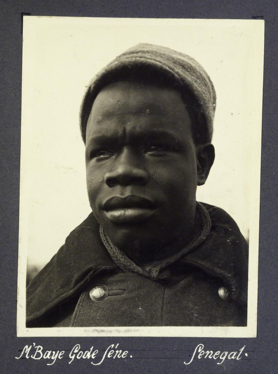 M'Baye Gode Se'ne, Senegal