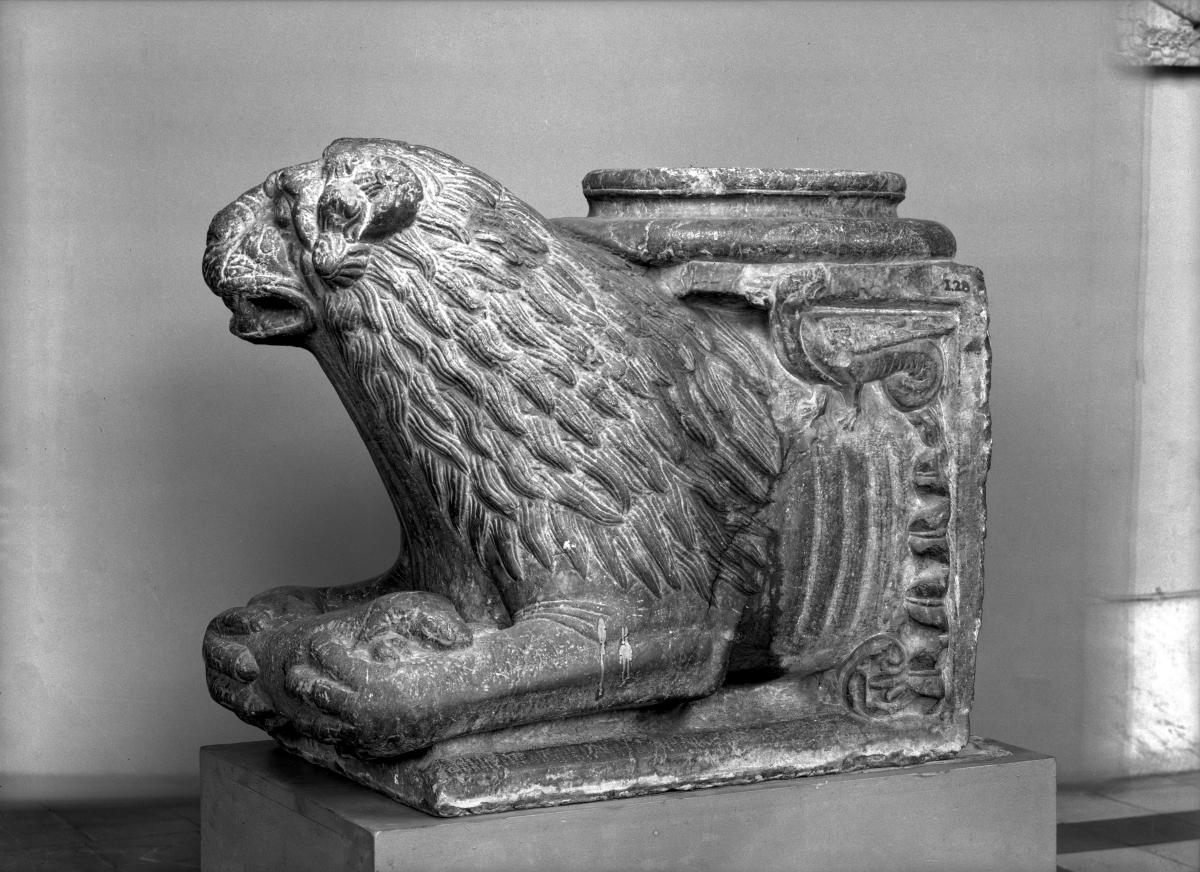Lagernder Löwe