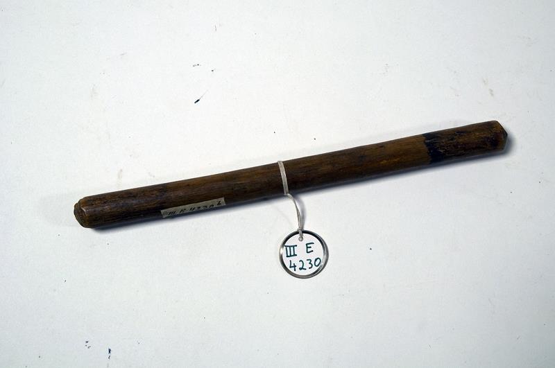 III E 4230 b