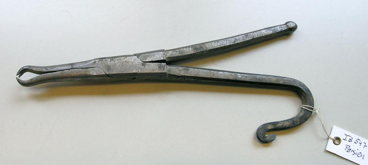 I B 547