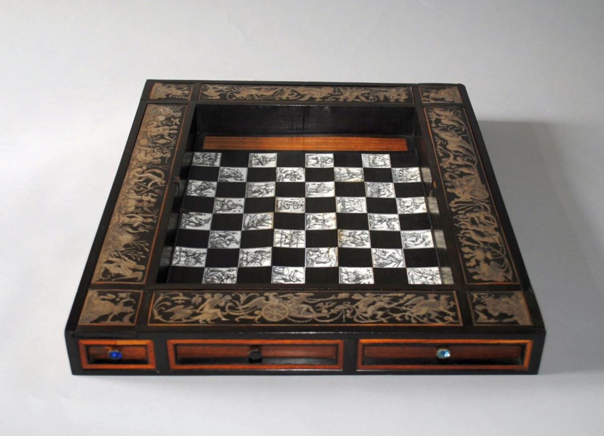 Spielekasten aus dem Pommerschen Kunstschrank