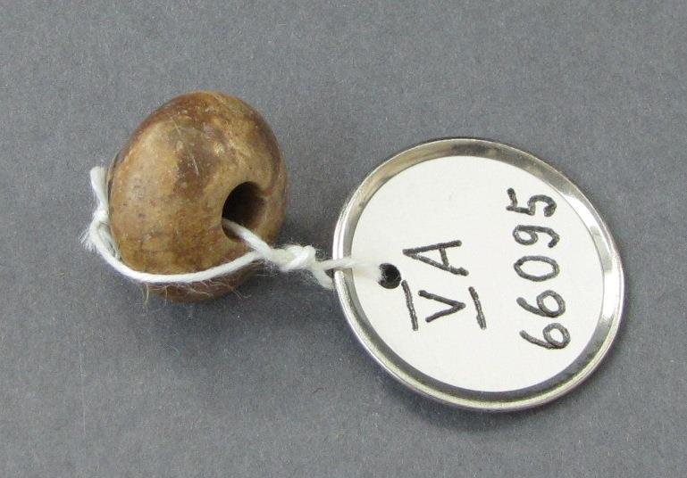 V A 66095