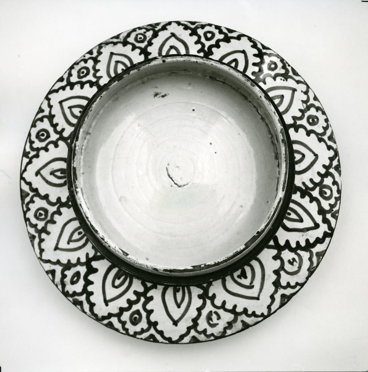 Doppelschüssel (Deckel einer Wöchnerinnen-Terrine?)