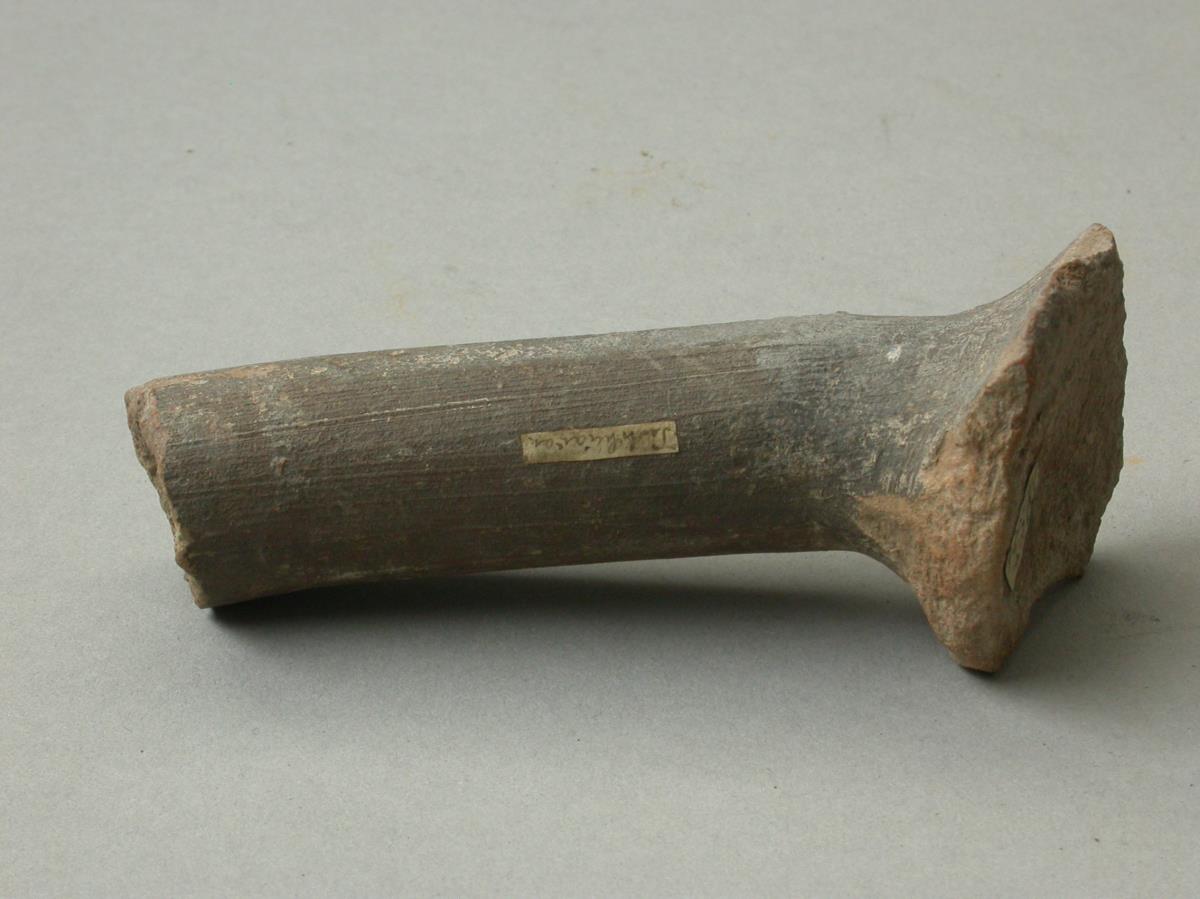 IV Ca 12348 b