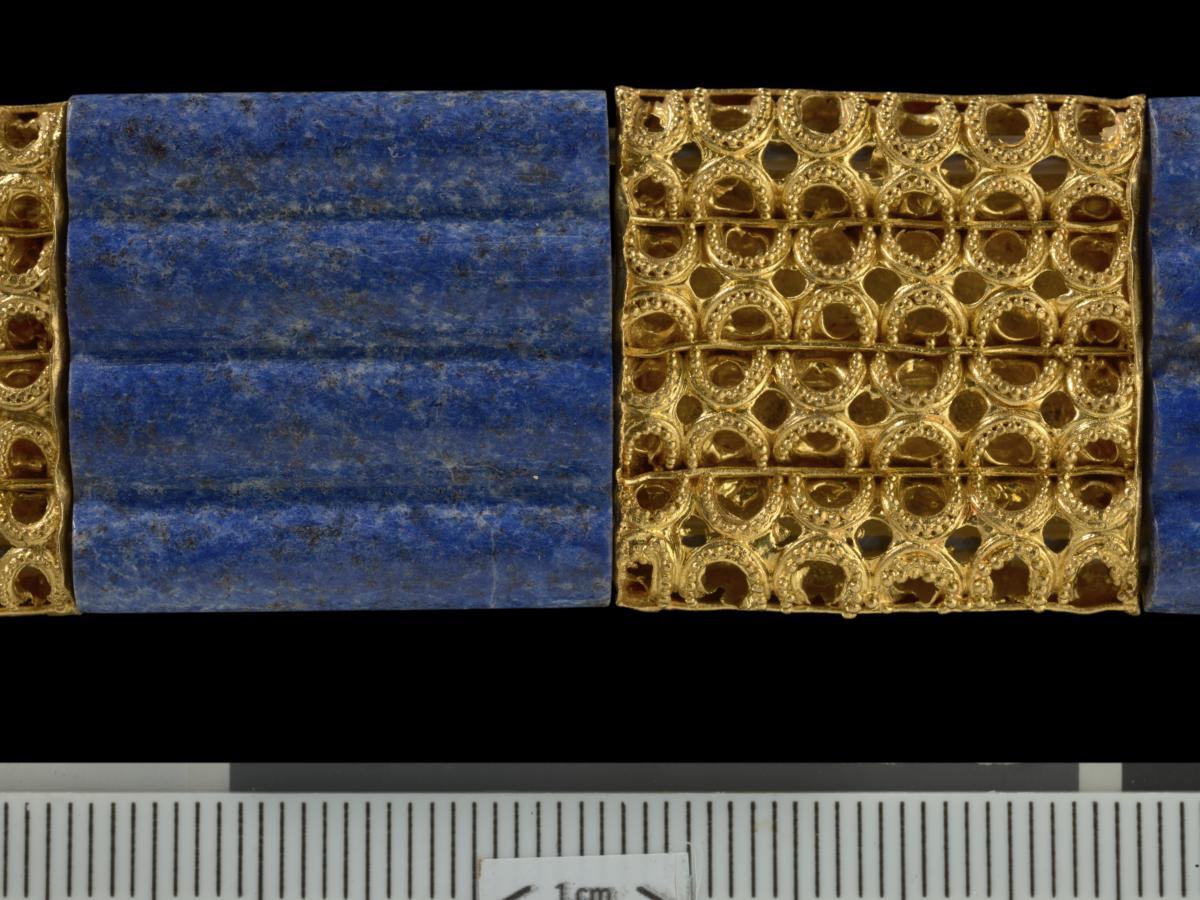 Lapisschieber eines Plattenhalsbands