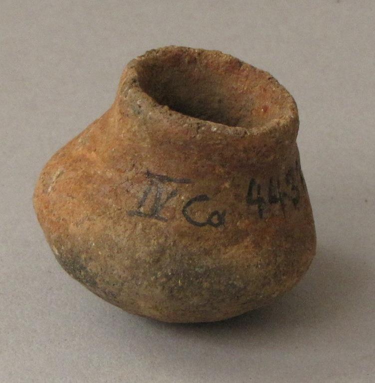 IV Ca 44372
