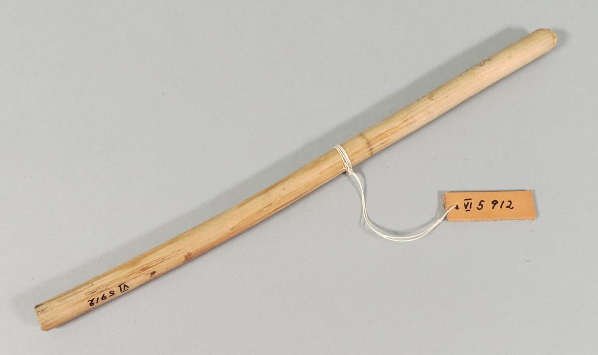 nguie (lt. Finsch), ngi